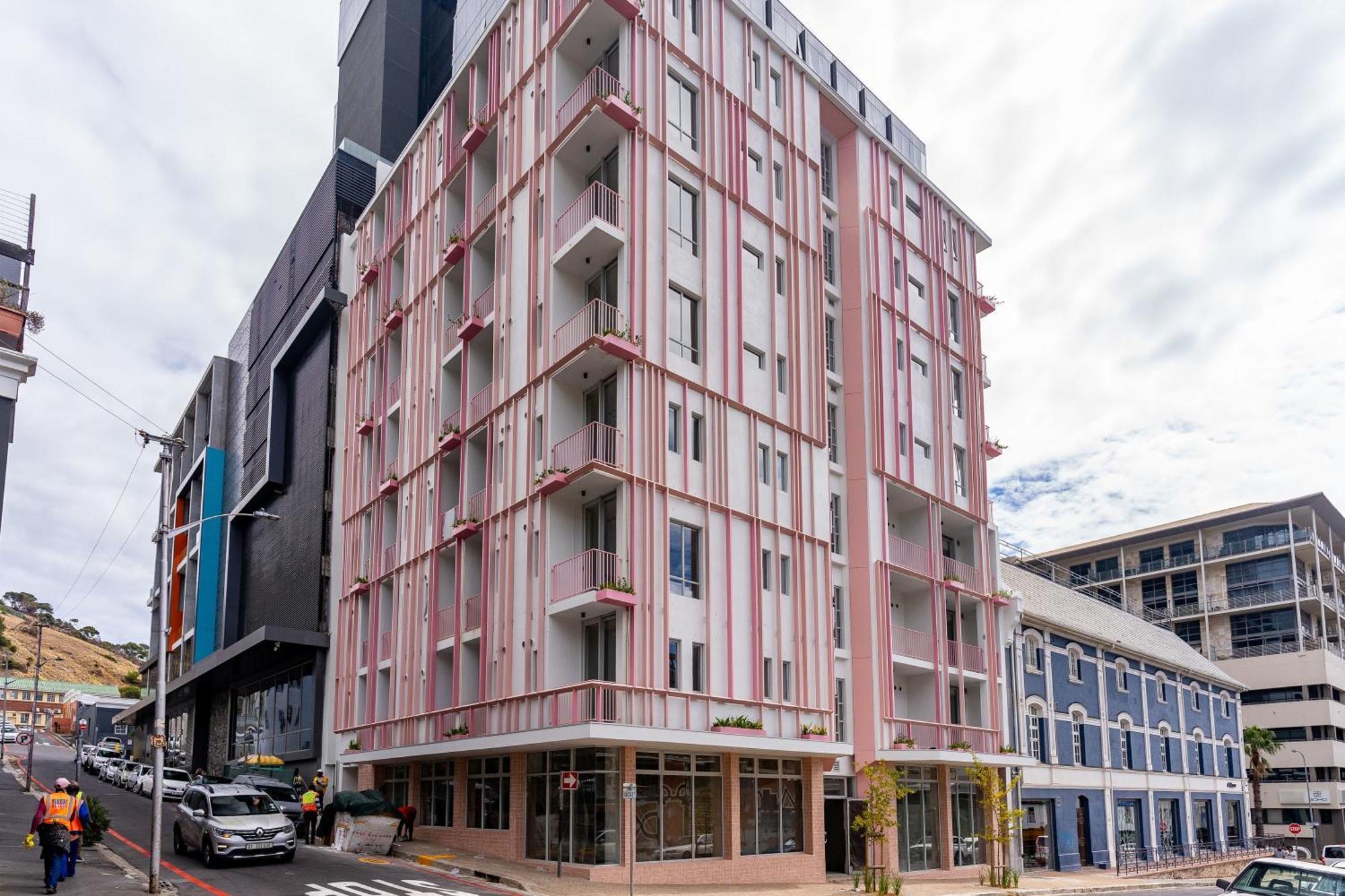The Rose 204: Studio Apartment With Rooftop Pool Kapstaden Exteriör bild