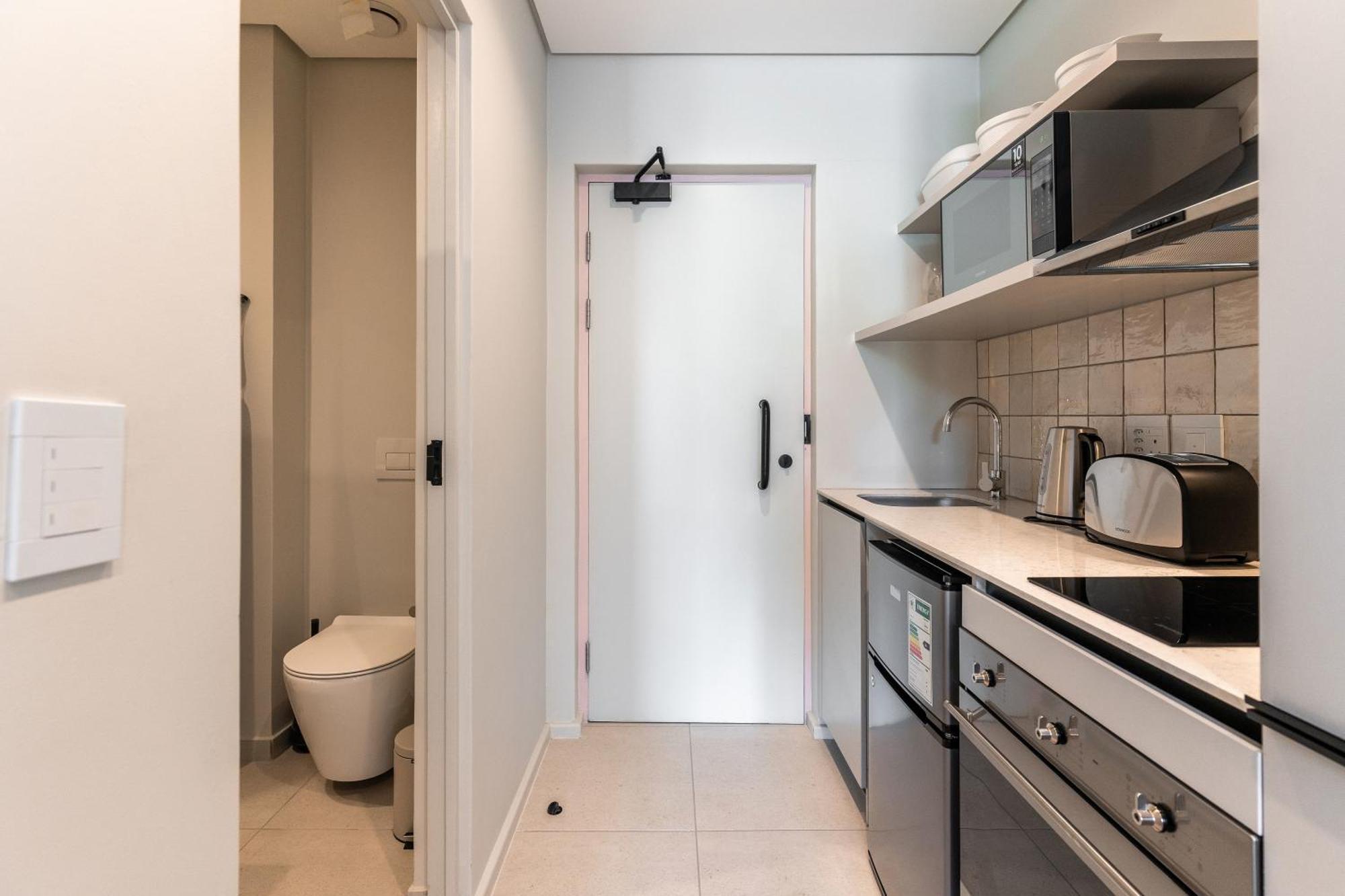 The Rose 204: Studio Apartment With Rooftop Pool Kapstaden Exteriör bild