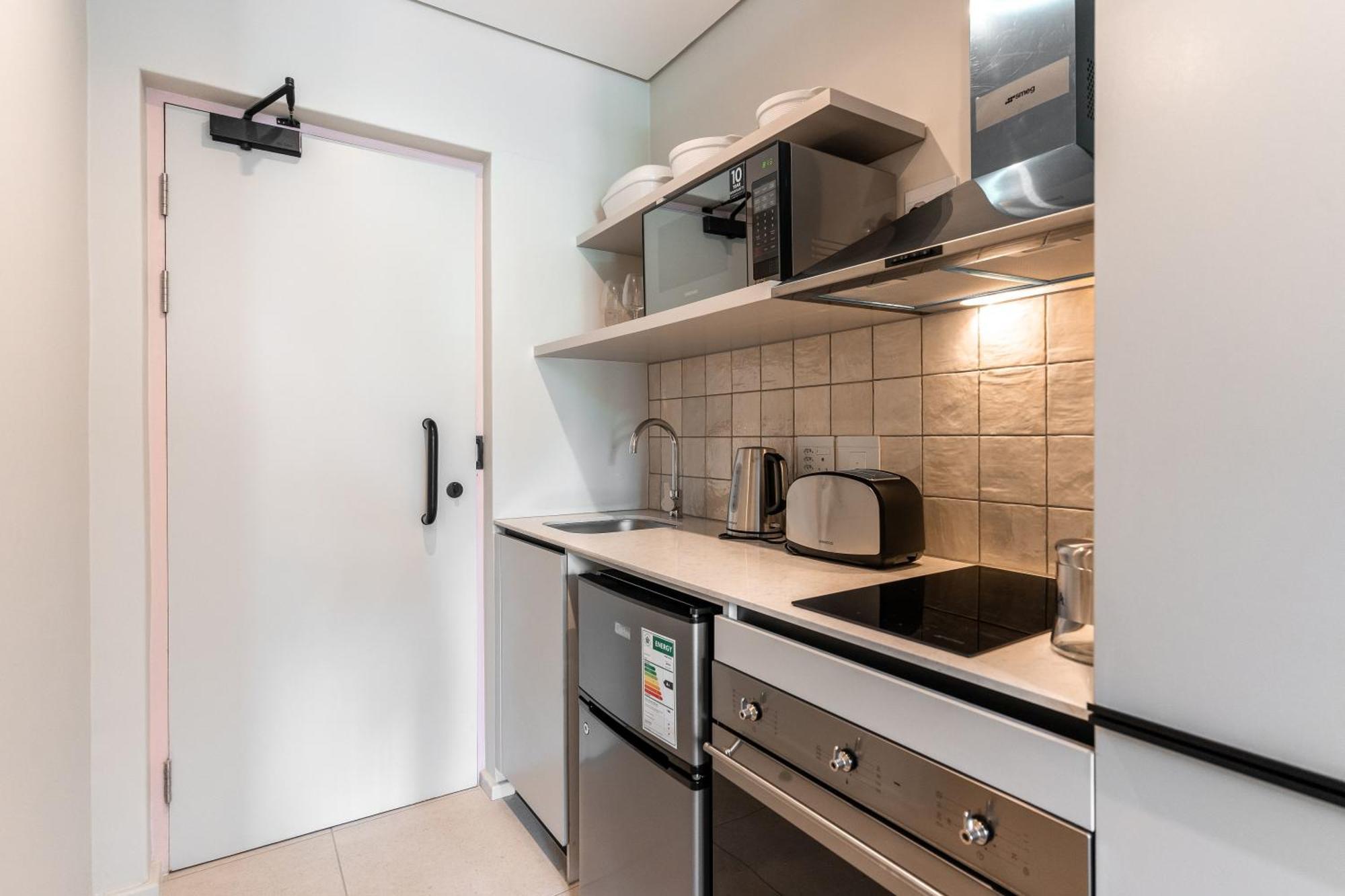 The Rose 204: Studio Apartment With Rooftop Pool Kapstaden Exteriör bild
